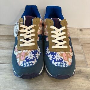 New inkkas Hendrix joggers, size 9 men 11 women